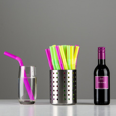 Cross-border creative straws: Colorful bent-tube art straws—food-grade, disposable PP plastic straws for juices, beverages, and food.