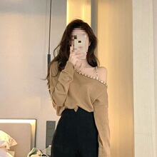 一字肩针织衫毛衣女春秋季新款欧洲站感烫钻钉珠露肩上衣