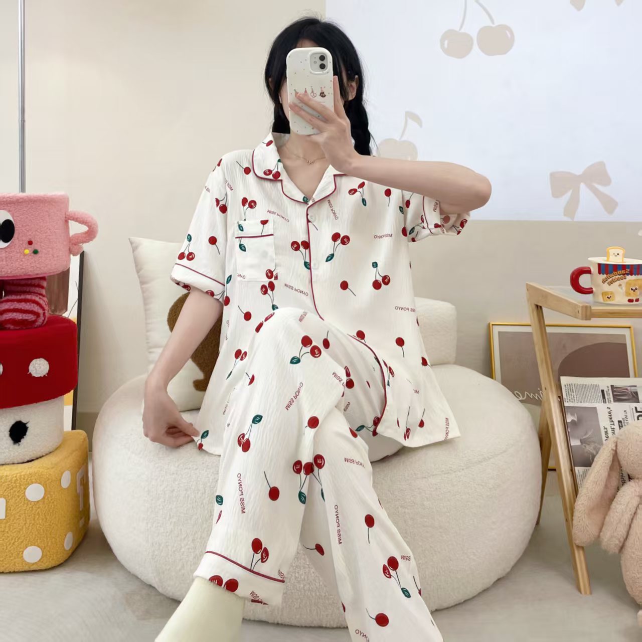 Comercio exterior al por mayor nubes de algodón de manga corta pantalones cardigans con la solapa pijamas de dibujos animados de mujer verano dulce ropa doméstica transfronteriza