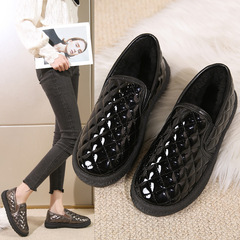 2024 Winter Slip-On Women's Shoes Fleece-Lined Cotton Boots Internet-Famous Peas Shoes Waterproof & Warm Flat-Soled, Soft-Heel Loafers