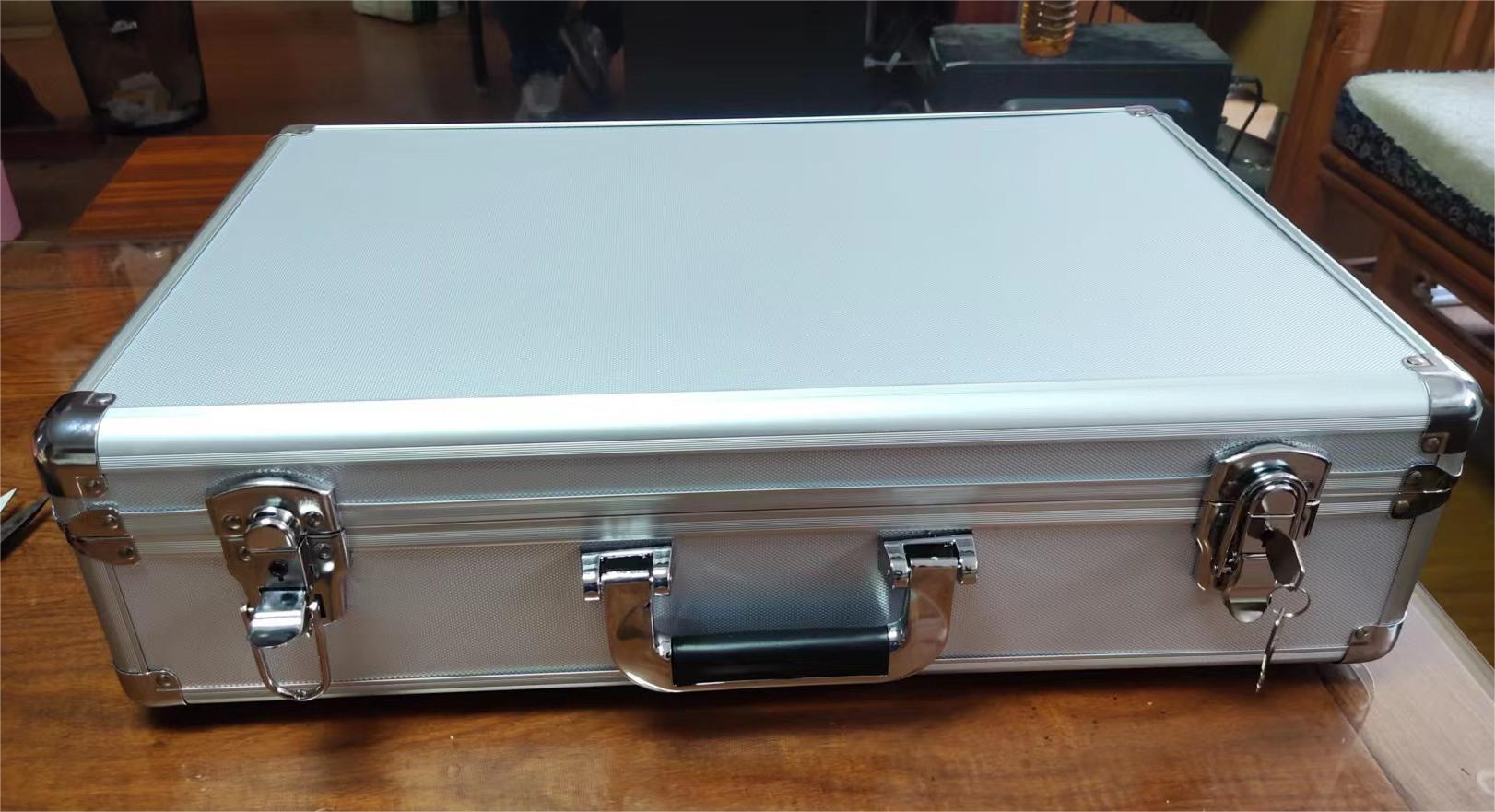 Caja de herramientas multifunción portátil para el hogar, caja de aleación de aluminio para reparación de automóviles grandes y pequeños