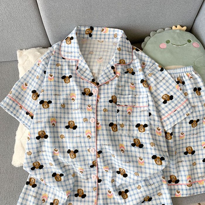 Comercio exterior transfronterizo al por mayor pantalones cortos de mangas cortas nubes pijamas de algodón de verano cardigan con solapa dibujos animados en línea set de ropa para el hogar