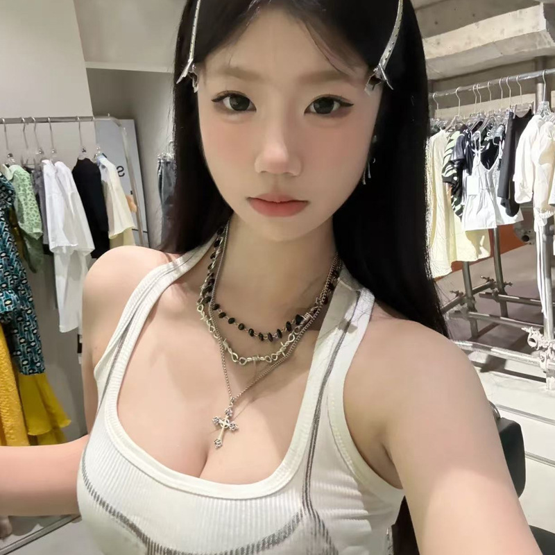 Y2K Hot Girl Dark Punk Cross Necklace for Women Retro Multi-Layered Clavicle Chain Sweet Cool Neck Chain Jewelry