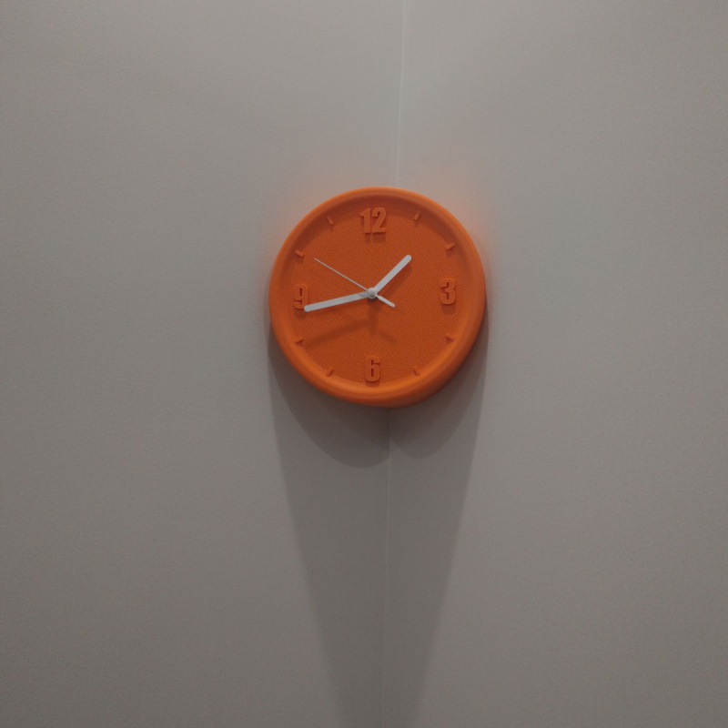 Tecnología de decoración de color sólido esquina simple perforación moderna sin arte digital agujero de pared reloj silencioso esquina de campana