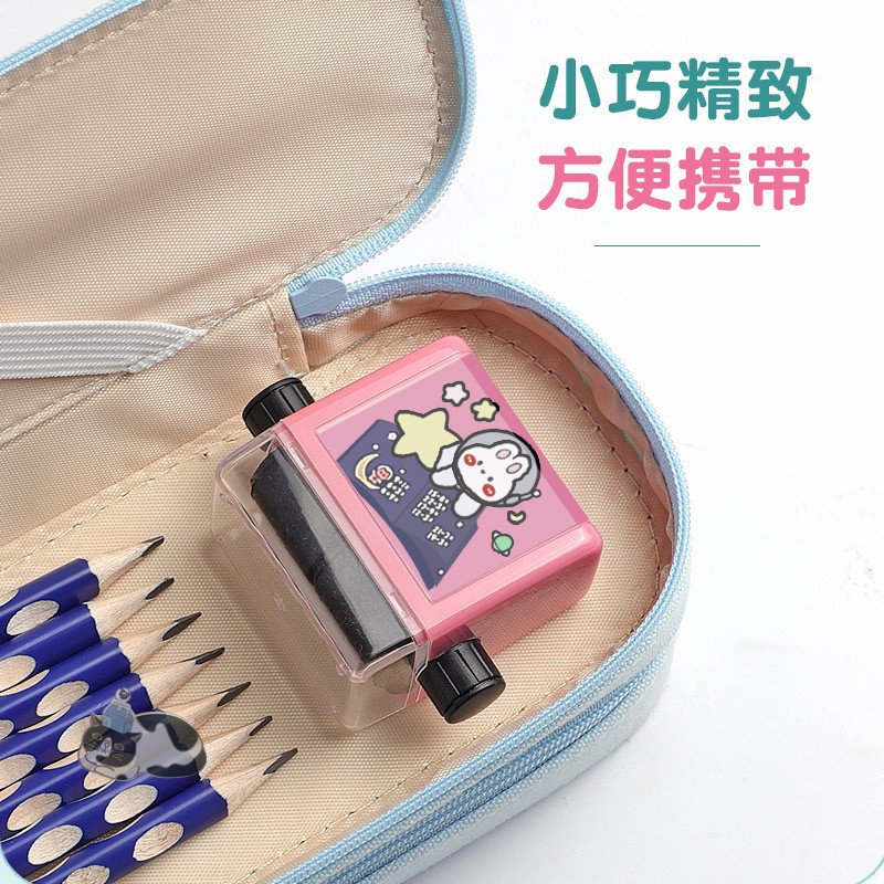 Prueba de matemáticas para niños padres del maestro enseñando sello de rodillo Adición de sello de enseñanza para niños, resta, multiplicación y entrenamiento de división