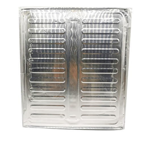 Kitchen gas stove oil baffle cooking oil splash baffle heat insulation plate high temperature resistant oil barrier aluminum foil baffle