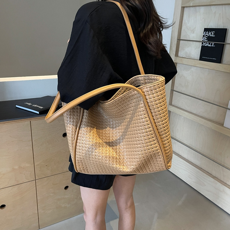 高质感包包女式新款潮流行复古单肩包大容量托特包小众通勤女包|undefined