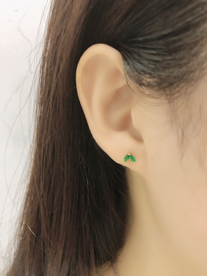 Simple Style Leaf Sterling Silver Inlay Zircon Ear Studs 1 Pair display picture 5