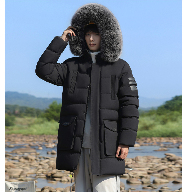 Große, mit Baumwolle gefütterte Jacke für Herren mit abnehmbarer Kapuze und großem Pelzkragen._voghion.com