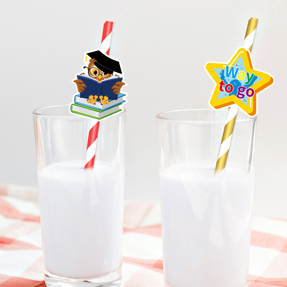 Fabricantes directamente para la fiesta de graduación del jardín de infantes insertos de paja decorativa temporada de graduación del jardín de infantes diseño de postres