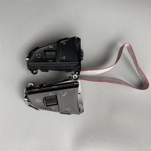 Suitable for Skoda Octavia Steering Wheel Buttons 5E0919719