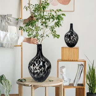 Artistic Soft Decoration Flower Vessel Black and White Ink Large Belly Small Mouth Vase Glass Home Decoration Living Room Hanging Clock Vase
