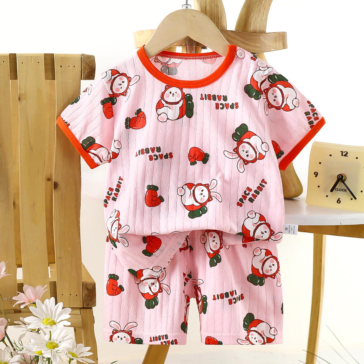 Nuevo traje de bebé de verano de dos piezas de manga corta de algodón para niños, pantalones cortos para bebés, ropa de casa delgada de dibujos animados