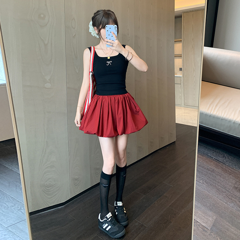 Red Pure Desire Style Floral Shorts for Women, Summer Slim Fit, Anti-Exposure, Loose Fit, Petite Casual Puffy Skirt Pants