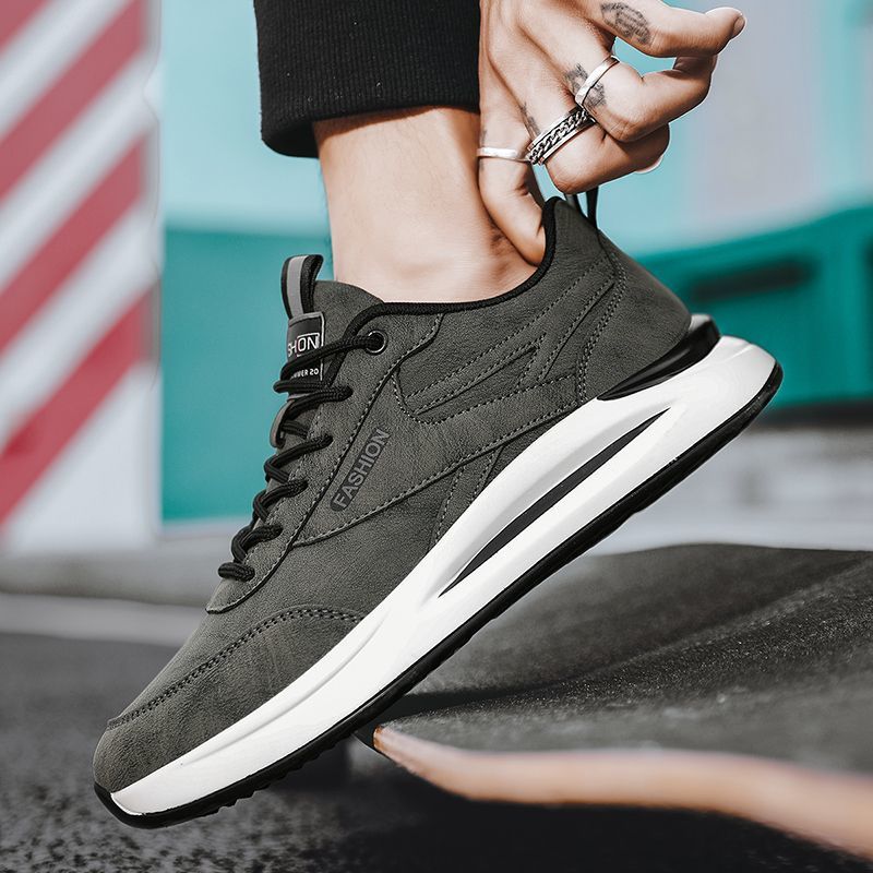 청소년 다목적 남성용 경량 운동화 운동화 2025 새로운 캐주얼 유행 신발 미끄럼 방지 가을 남성 신발