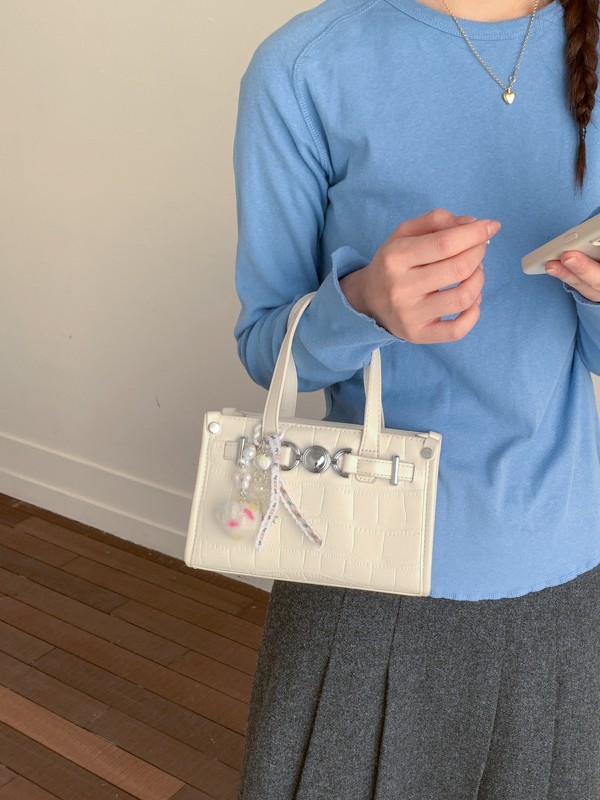 Bolso de moda versátil, bolso de lujo ligero de alta calidad, bolso cuadrado de moda exquisita, bolso de hombro de diseño, bolso de nicho de mujer