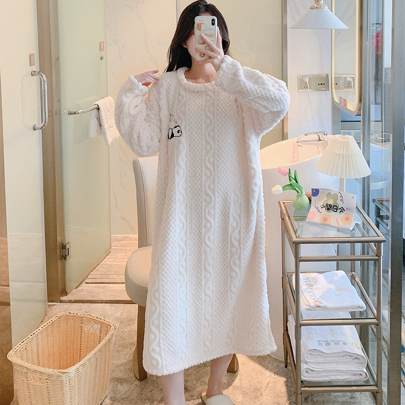 Pijamas de las mujeres de terciopelo Jacquard de invierno dulce princesa estilo de manga larga camisón de longitud media más el tamaño 230 Chubby chica homewear