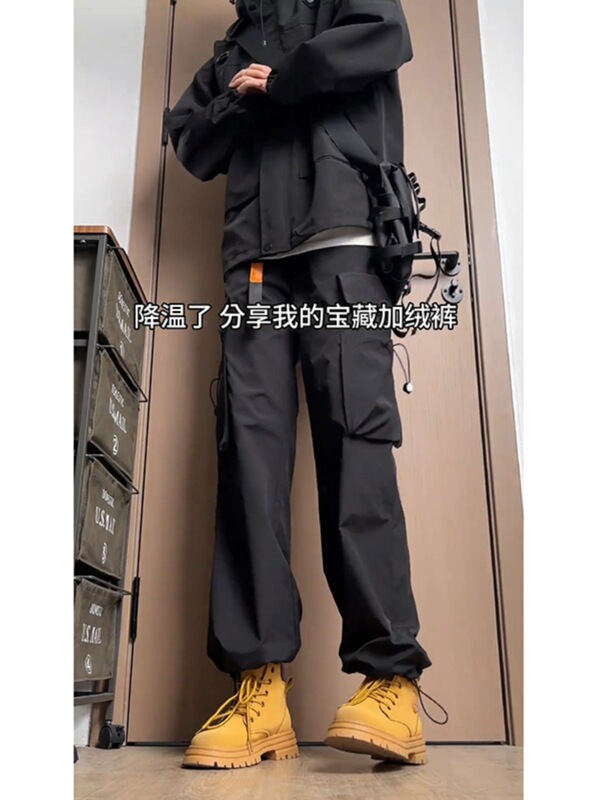 American overalls men's autumn and winter fleece-lined matching rhubarb martin boots pants functional wind paratrooper pants American overalls men's autumn and winter fleece-lined matching rhubarb martin boots pants functional wind paratrooper pants