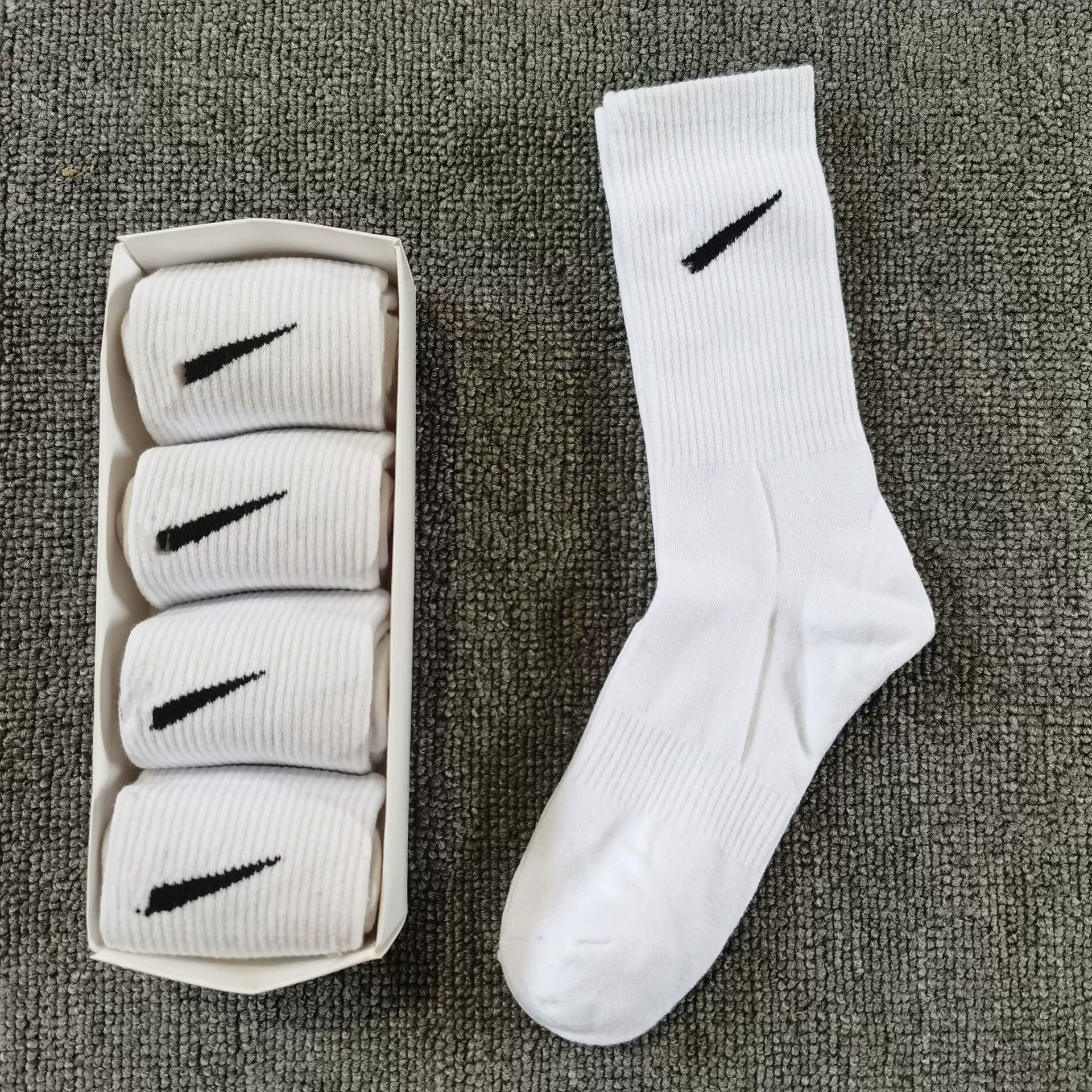 Гольфы (knee socks) Nike средней длины унисекс, смесовый/чесаный хлопок, дышащие, размеры 36–44