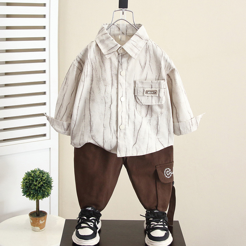 5995 Traje casual de otoño para niños Camisa de manga larga fresca y atractiva de dos piezas 2024 New Boy Spring and Autumn Tide