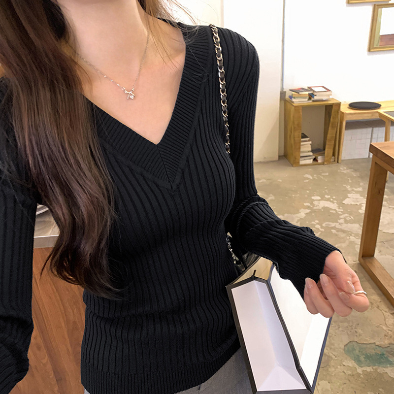 韩系高级感修身抗条V领内搭打底针织衫女秋冬季2025新款打底上衣|undefined