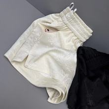 2024缎面阔腿裤女夏季外穿薄款休闲裤子新中式国风短裤米白色