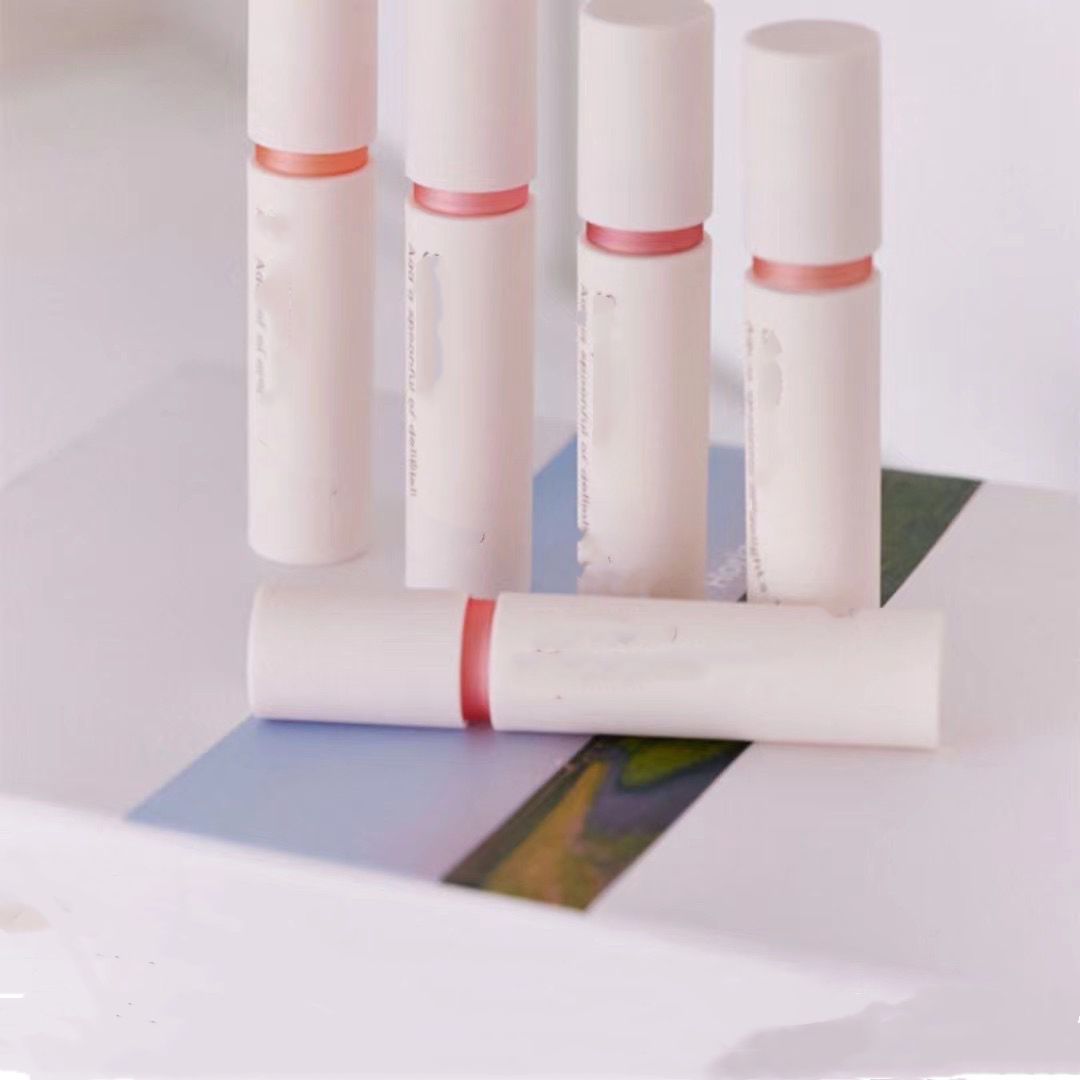 大牌新款唇釉管 唇泥管 唇彩管包材 圆形唇釉管