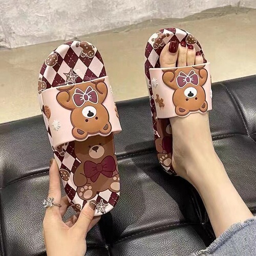Summer Cool Slippers for Women, Outwear Cartoon Cute Teenager Student Nurse Outdoor Home Indoor Bathroom Slippers Wholesale
