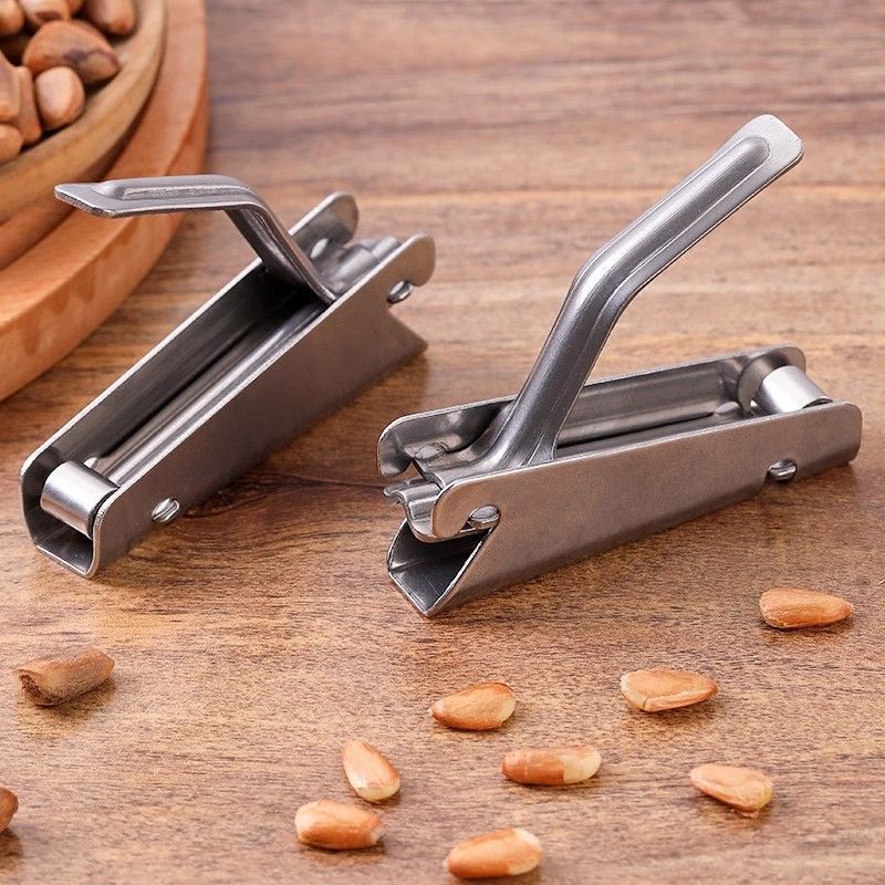 Pine nuts open -shelled clip -pine -peeled shell -peeling artifacts…