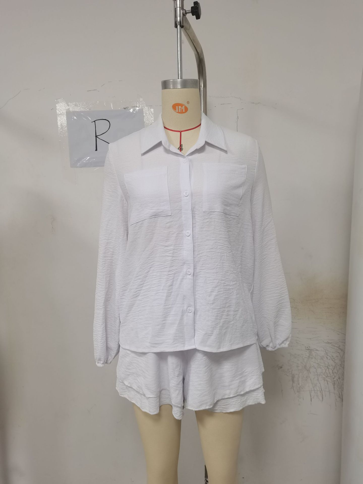 455g Weight Long Sleeve Sleeve Length Polyester Fabric Type Shorts Co-ord Set Sets Type 2 Pieces Set Quantity Holiday, Daily Occasion Turndown Neckline Regular Fit Fit Type Solid Color Pattern Summer, Spring Season Women's Gender Elegant, Streetwear Style Holiday Daily Women's Elegant Streetwear Solid Color Polyester Shorts Co-ord Set Shorts Sets 无