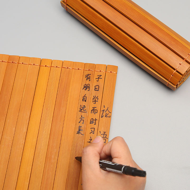 Patrimonio cultural intangible antiguo libro de bambú para niños Accesorios de estudio chino Accesorios de disparo Volumen de bambú retro Decoración Decoración estudiantes