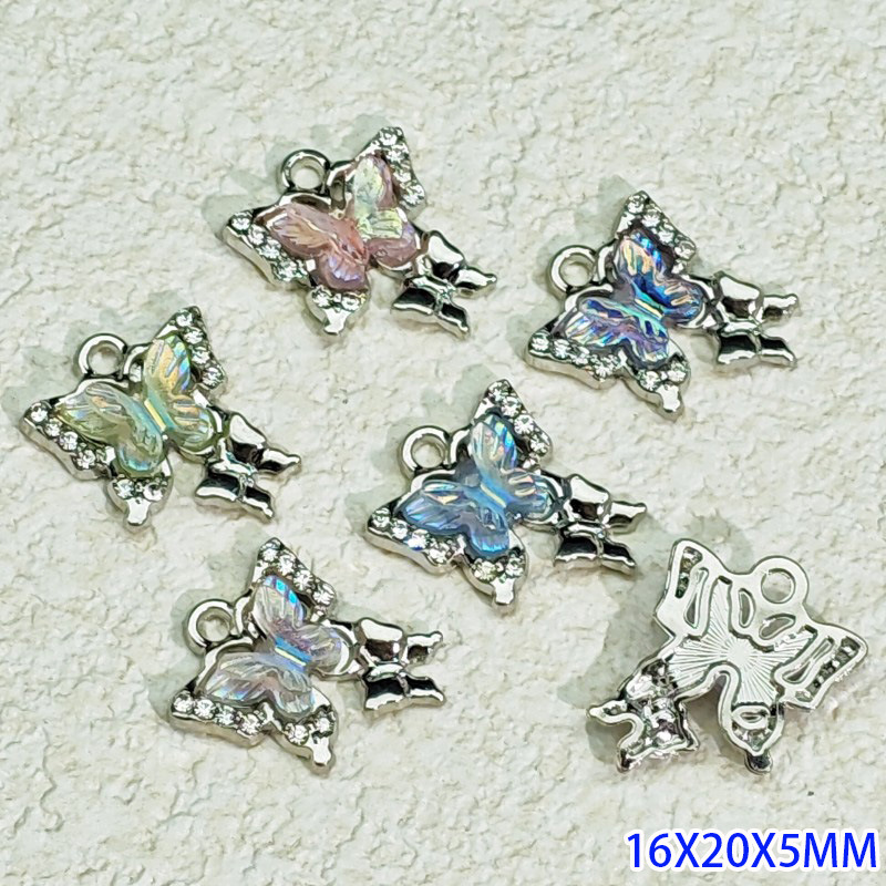 Exquisitos accesorios de joyería colgante de diamante de alta protección ultravioleta al por mayor collar DIY artesanal colgante de materiales de ropa de pulsera