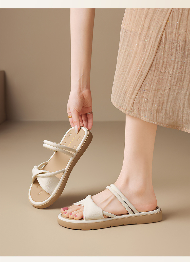 Dép sandal nữ xỏ ngón đế bệt quai ngang phong cách beach — LI51 Màu be chi tiết 6