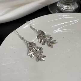 「微波粼粼」麦穗流苏耳环小众高级感轻奢气质名媛方圆脸清冷耳饰