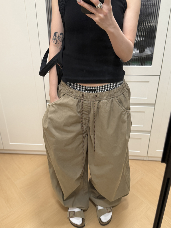 シンプルな日本製伸縮性ウエストドローストリングレッグワークカジュアルパンツ、女性用春夏万能ゆったりワイドパンツ|undefined