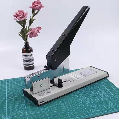 Stapler Heavy-duty thickened large labor-saving binding machine 210 sheets office stationery financial thick layer stapler wholesale