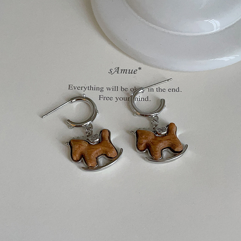 Oro verdadero eléctrico galvanis colgante de piedra pony pendientes collar ligero lujo nicho universal conjunto temperamento alta sensación de joyería mujer