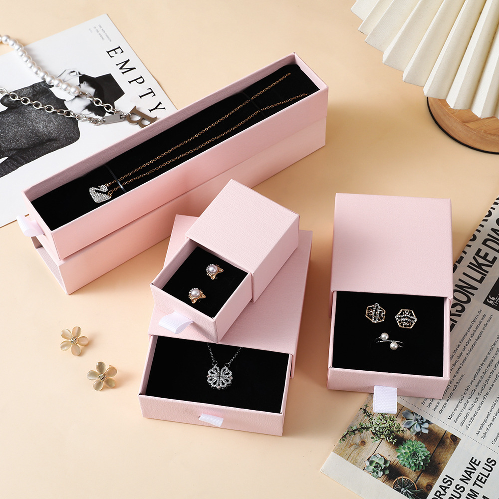 1 Pieza Papel Elegante Estilo Simple A Diario Color Sólido Bolsas Embalaje  Joyería Joyeros display picture 3