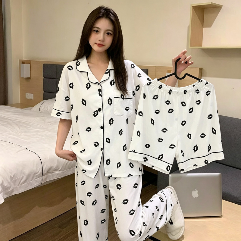 Three-Piece Set of New Cloud Cotton Cartoon Pajamas for Women, Sweet and Cute Short-Sleeved Shorts, Cardigan, Lapel, Home Wear Set