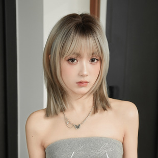 Wig for Women with Medium-Length Straight Hair, Dark Gray Highlights, Full Headgear with Bangs, Elegant Internet Celebrity Artificial Chemical Fiber Hair