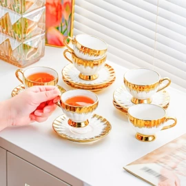 果盘、果篮;密封盒储物罐;盘