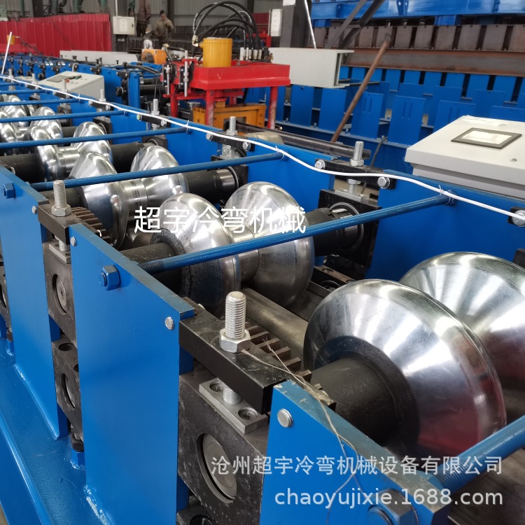 高速护栏板成型设备 波形防撞护栏生产线 全自动镀锌钢板成型机