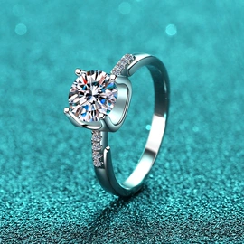 戒指;项链;耳钉