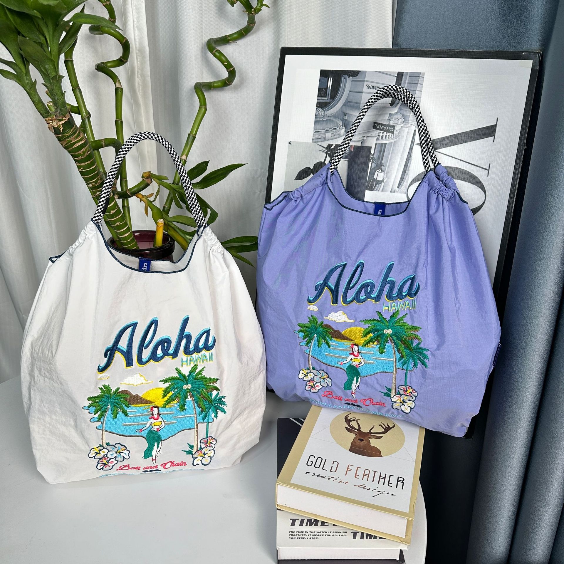 Casual, Shopping Occasion Nylon Material Printing, Letter Pattern Women's Vintage Style Classic Style Printing Letter Nylon Shopping Bags