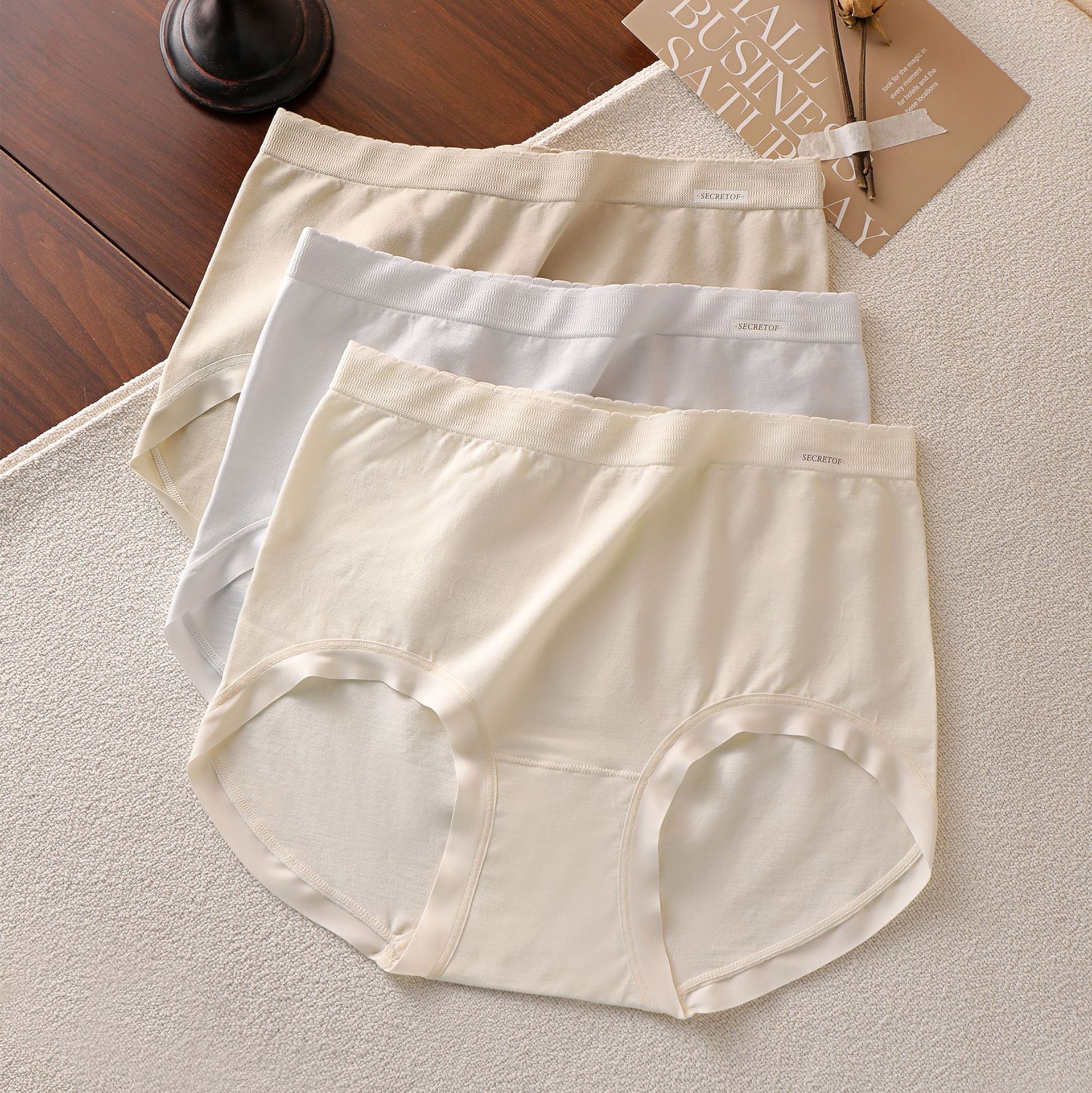 Modal Underwear Women's High Waist Hip-Covering Nude Feeling Seamless Breathable Simple Large Size Antibacterial Women's Triangle Shorts