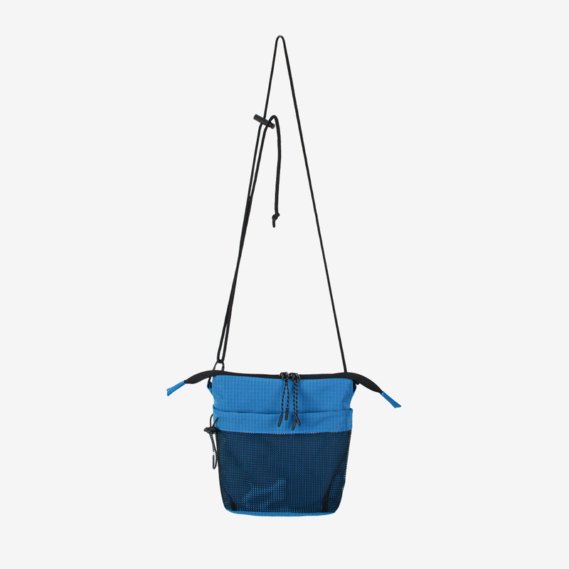 Contrast Color Sports Style Bevelling Bag Women's Lightweight Mini Drawstring Bucket Bag Casual Vertical Crossbody Bag Mobile Phone Bag for Men