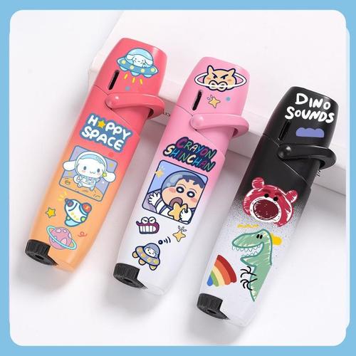 Internet celebrity cute strawberry bear Kurome windproof lighter ins high-looking creative pink flame gift for boyfriend trend