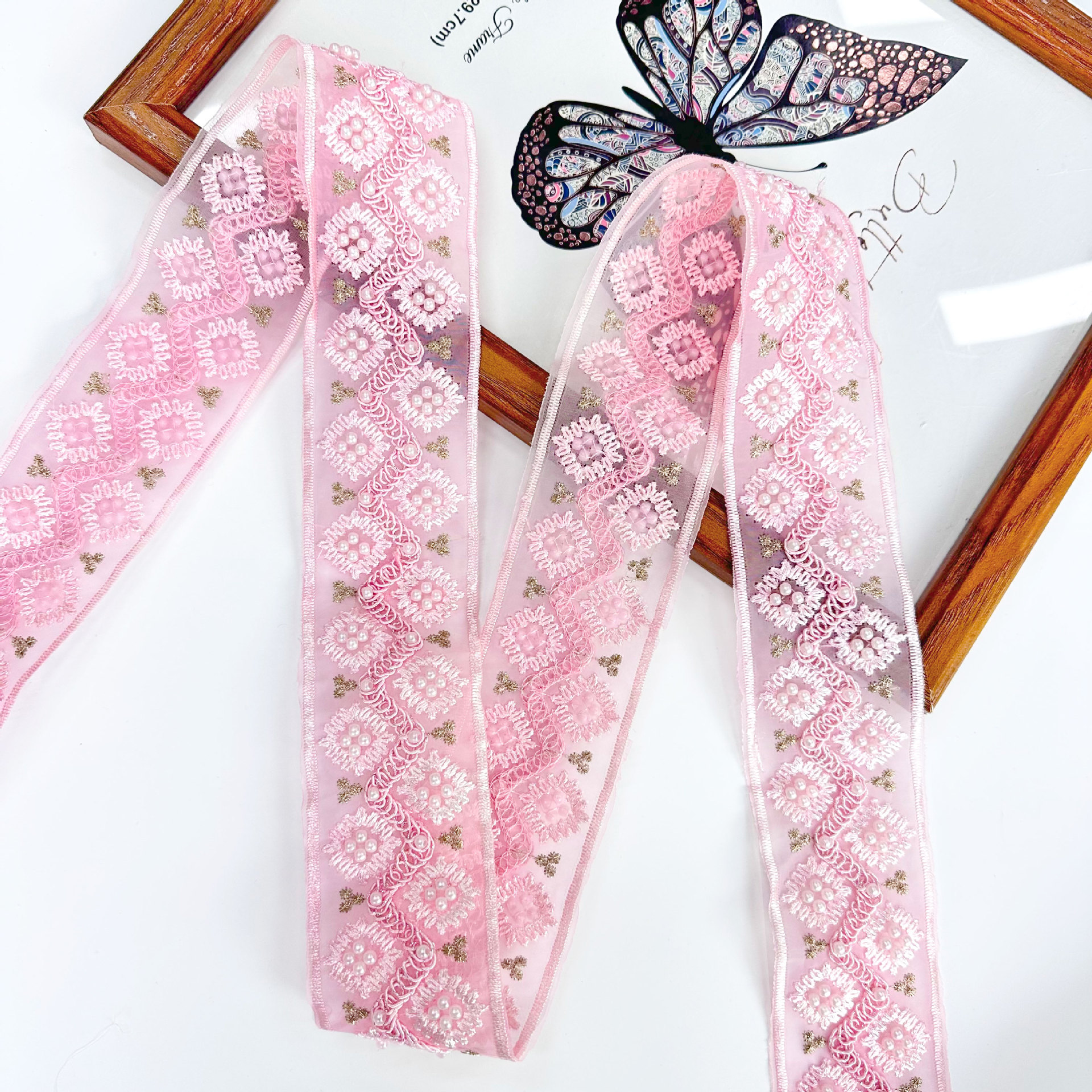 Fabricante mayorista de ergena base clavos de diamante encaje código de barras cortinas prendas de vestir accesorios diy