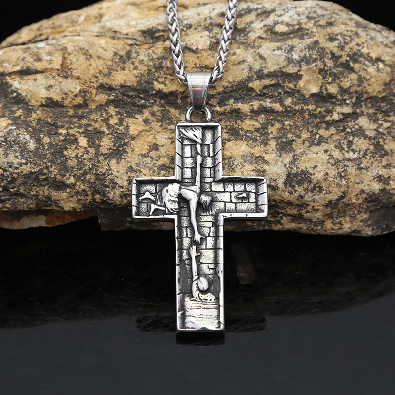 Pendentif croix Savior en acier inoxydable, bijou tendance et créatif pour homme_voghion.com