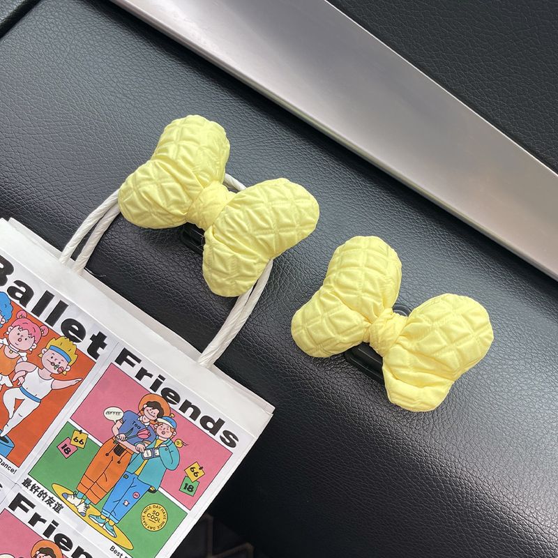 Lindas decoraciones de coche con lazo, ganchos adhesivos creativos en el coche, suministros creativos para el coche para mujeres